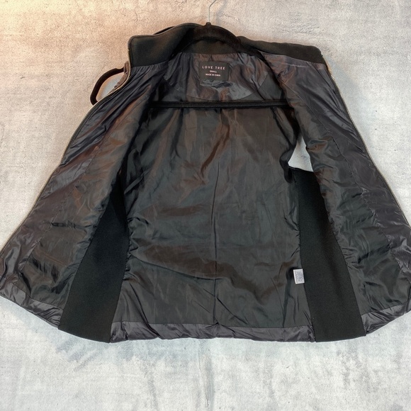 Love Tree Puffer Vest Sz Small Black Nylon Zip Up Stretch Side Panels - Picture 3 of 12